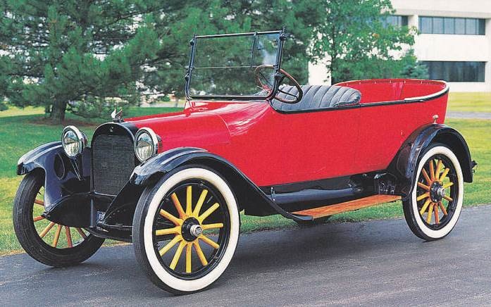 1918 Dodge Brothers touring car