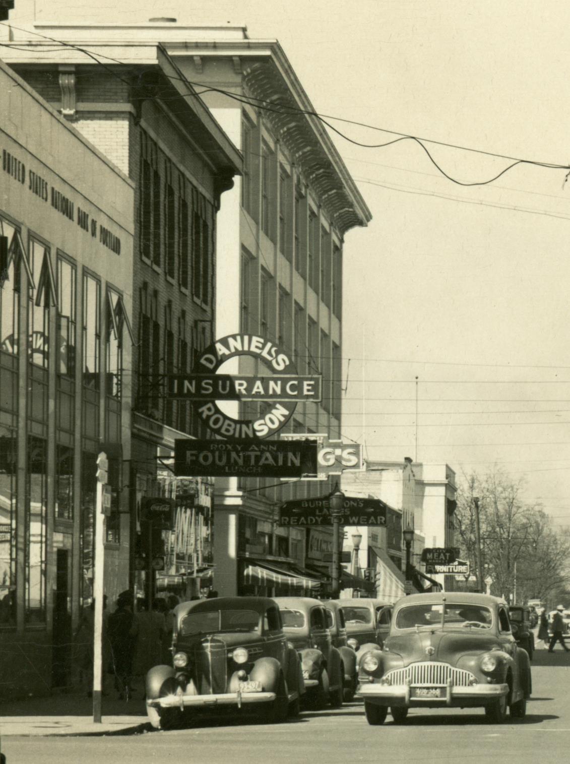 Daniels-Robinson Insurance sign, North Central, Medford, Oregon 1938-45